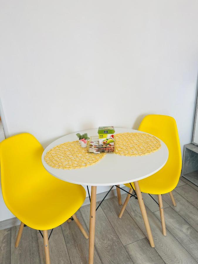 Miha Modern And Central Apartament アラド エクステリア 写真